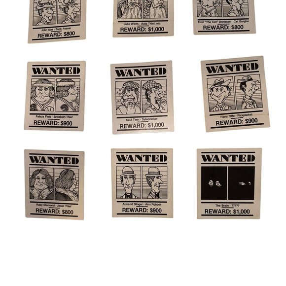 Vtg Parker Brothers Stop Thief Electronic Cops Robbers Board Game Wanted Cards - Picture 4 of 8